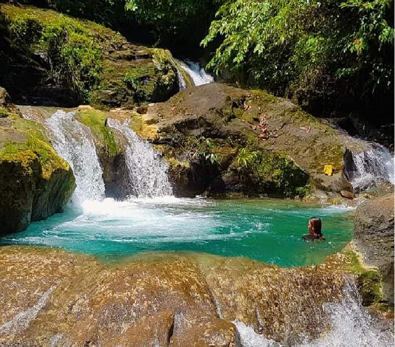 <b class="font-bara"><i class="bi bi-geo-fill h4"></i> MANDAGUHONG FALLS</b> <br/>Mandaguhong located at Purok Nahikyad, Bolhoon, San Miguel,Sds.
     Nowadays our tourists' spots, gradually open to everyone. There is no reason to stay at home or indoor and not enjoy these activities and you get to share the thrill with your friends and family. What are you waiting for...
Come and don't hesitate to visit. This is open to public.